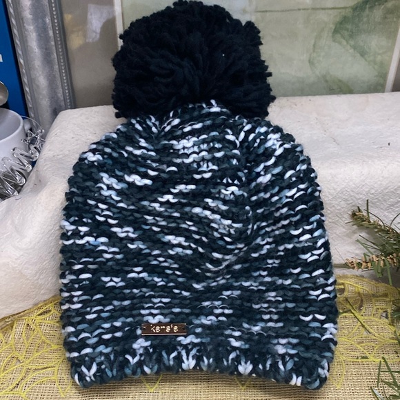 Kensie Accessories - Kenzie Marbled Beanie Hat